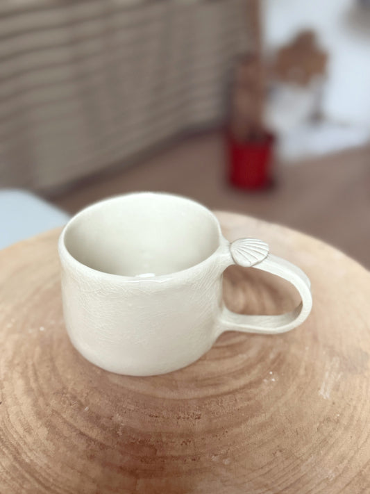 Tasse coquillage blanche