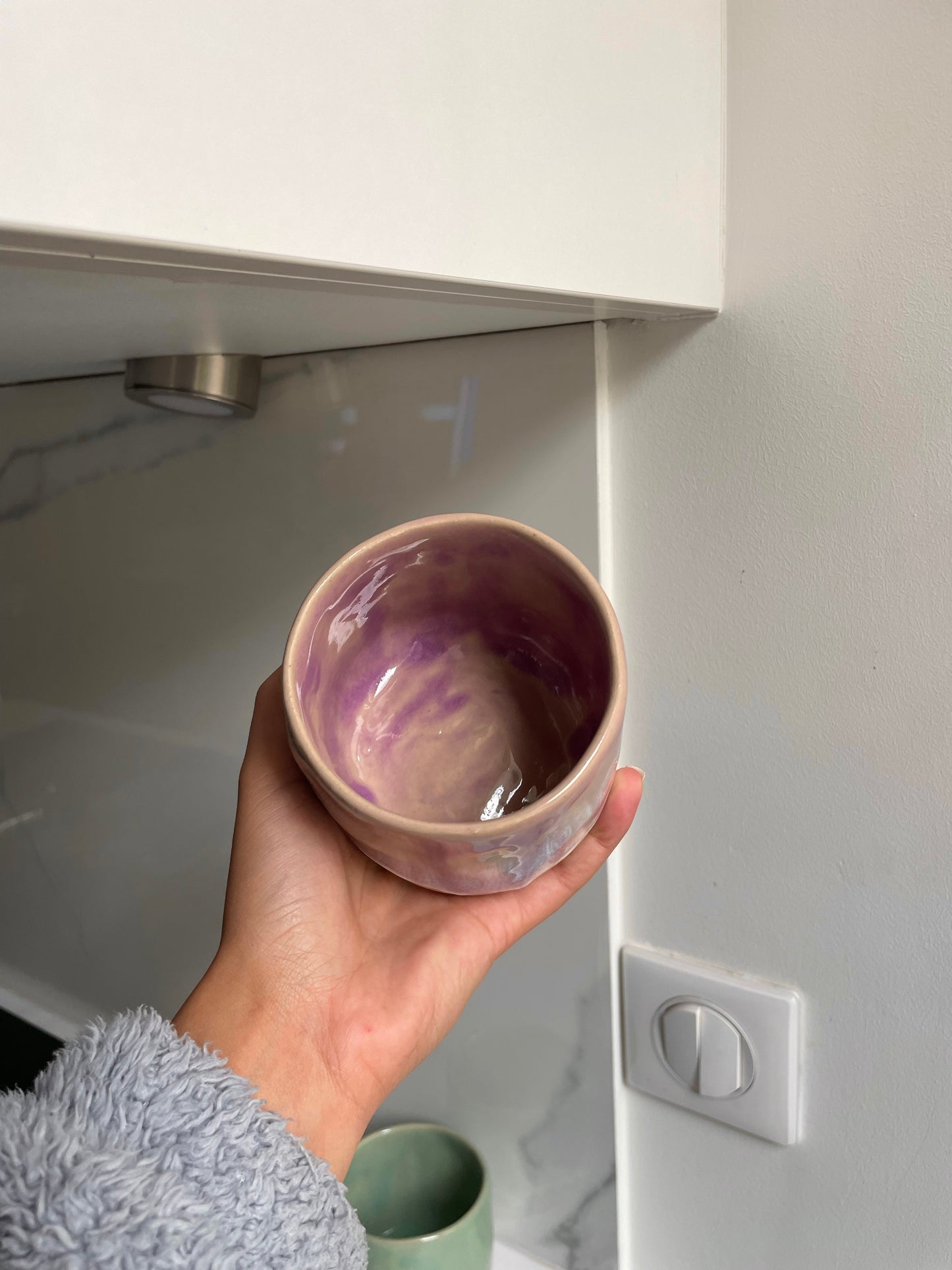Tasse écume violette