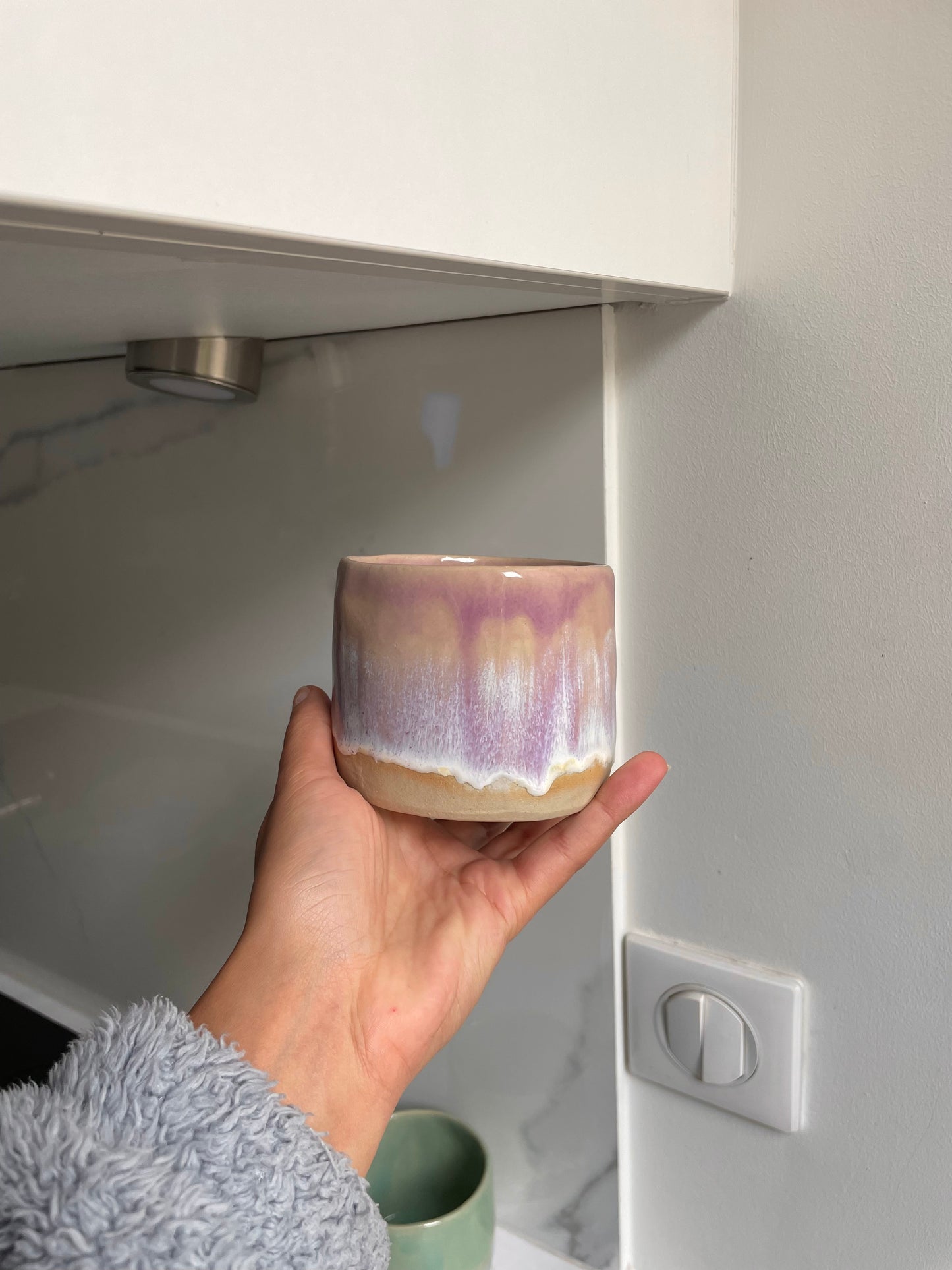 Tasse écume violette